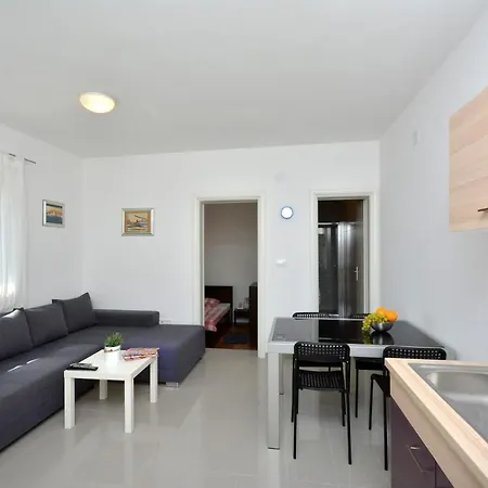 Buljan Vila Jesenice (Split-Dalmatia)